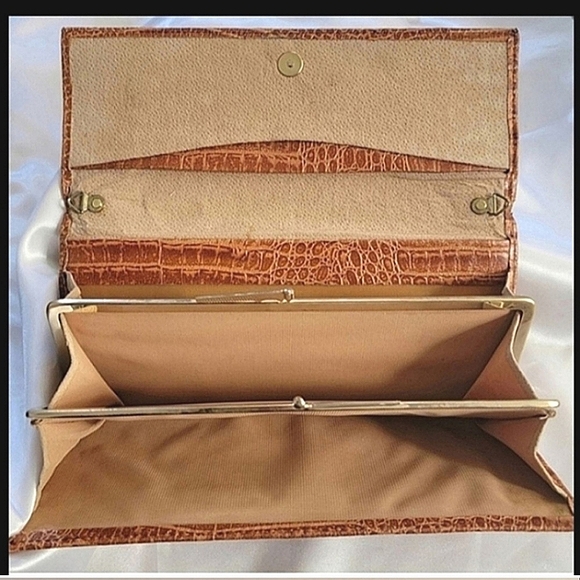 Vintage Croc Embossed Leather Envelope clutch/wallet - Picture 3 of 9